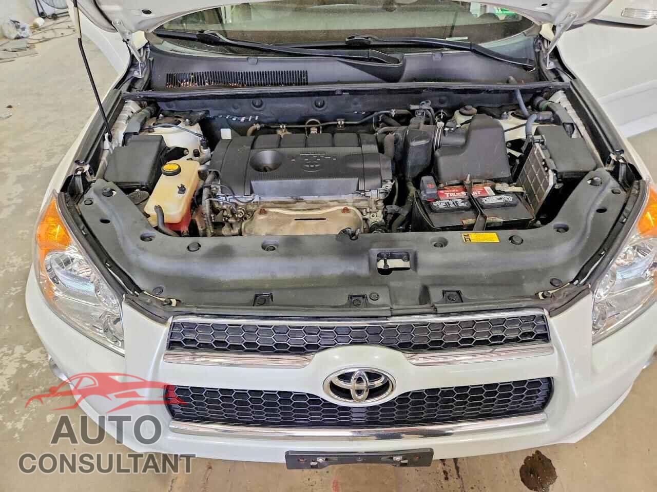 TOYOTA RAV4 2011 - 2T3DF4DV2BW152339