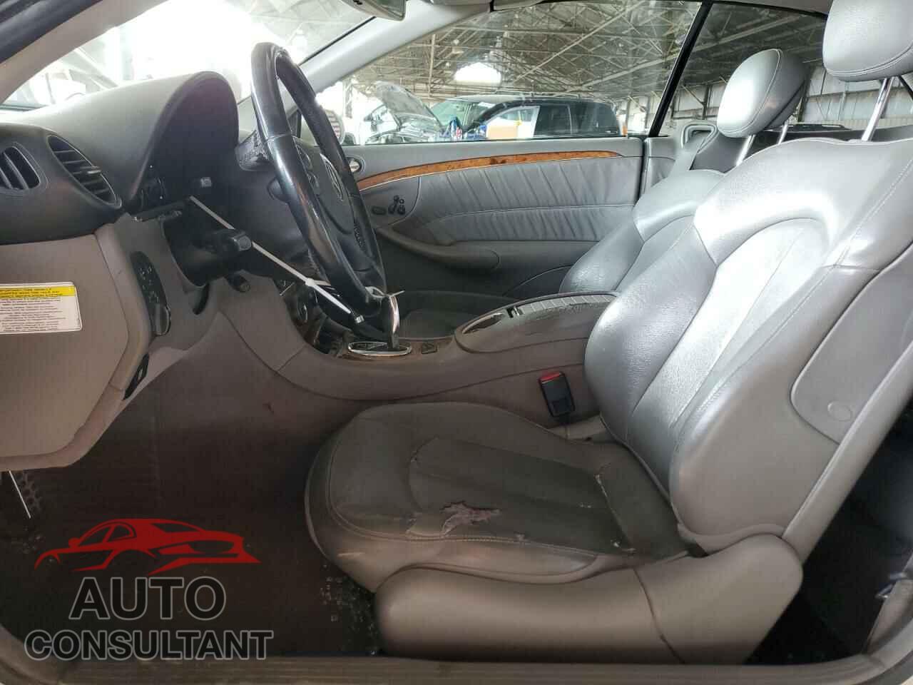 MERCEDES-BENZ CLK-CLASS 2009 - WDBTK56F79T108318