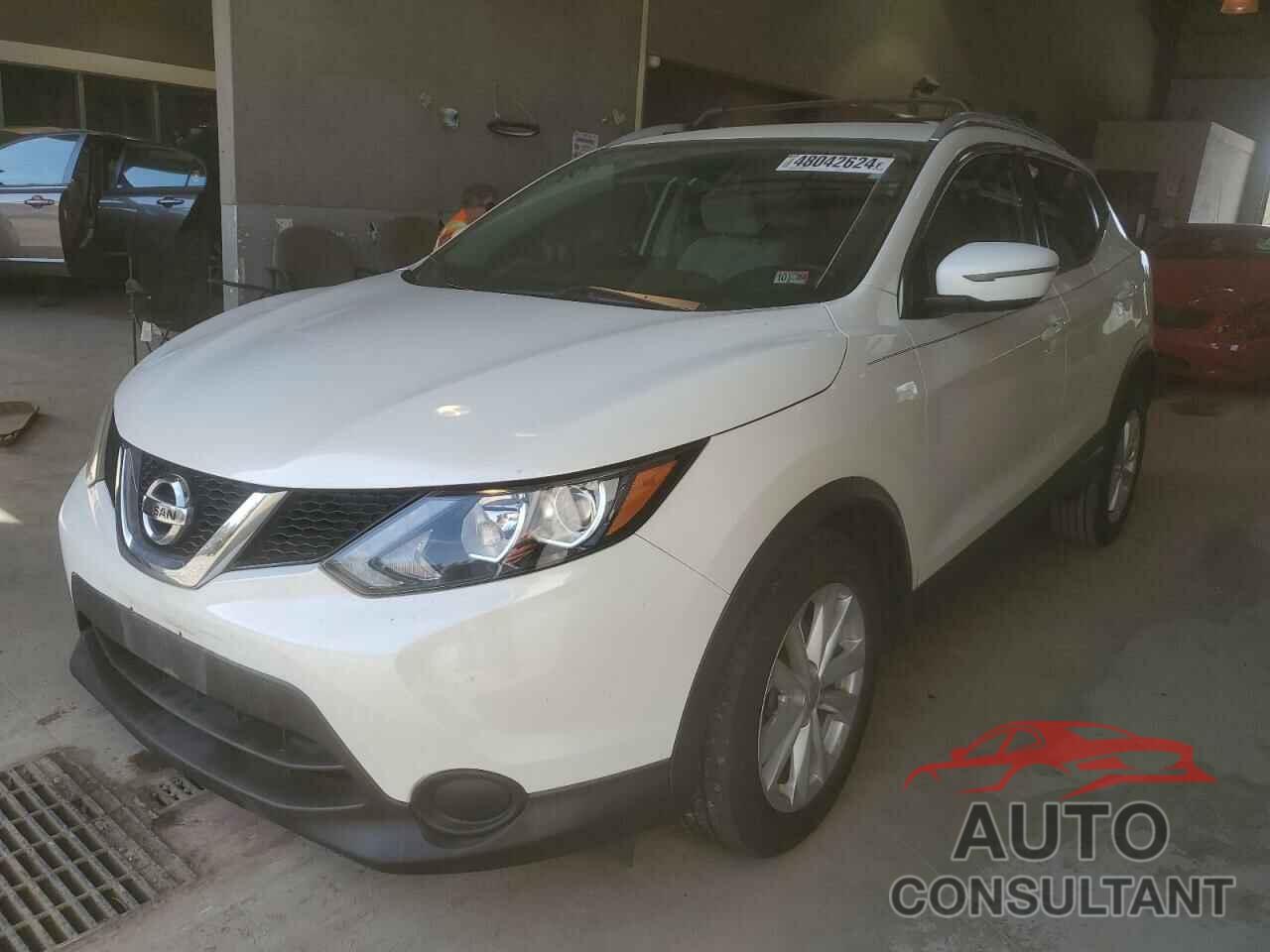 NISSAN ROGUE 2018 - JN1BJ1CP0JW100671