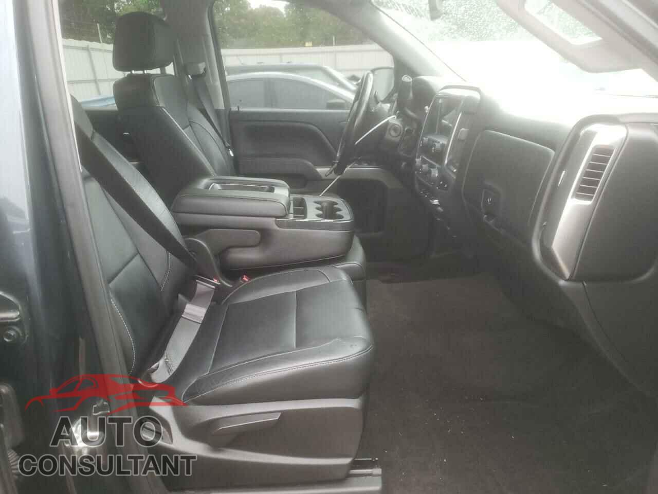 CHEVROLET SILVERADO 2017 - 3GCUKREC9HG448571