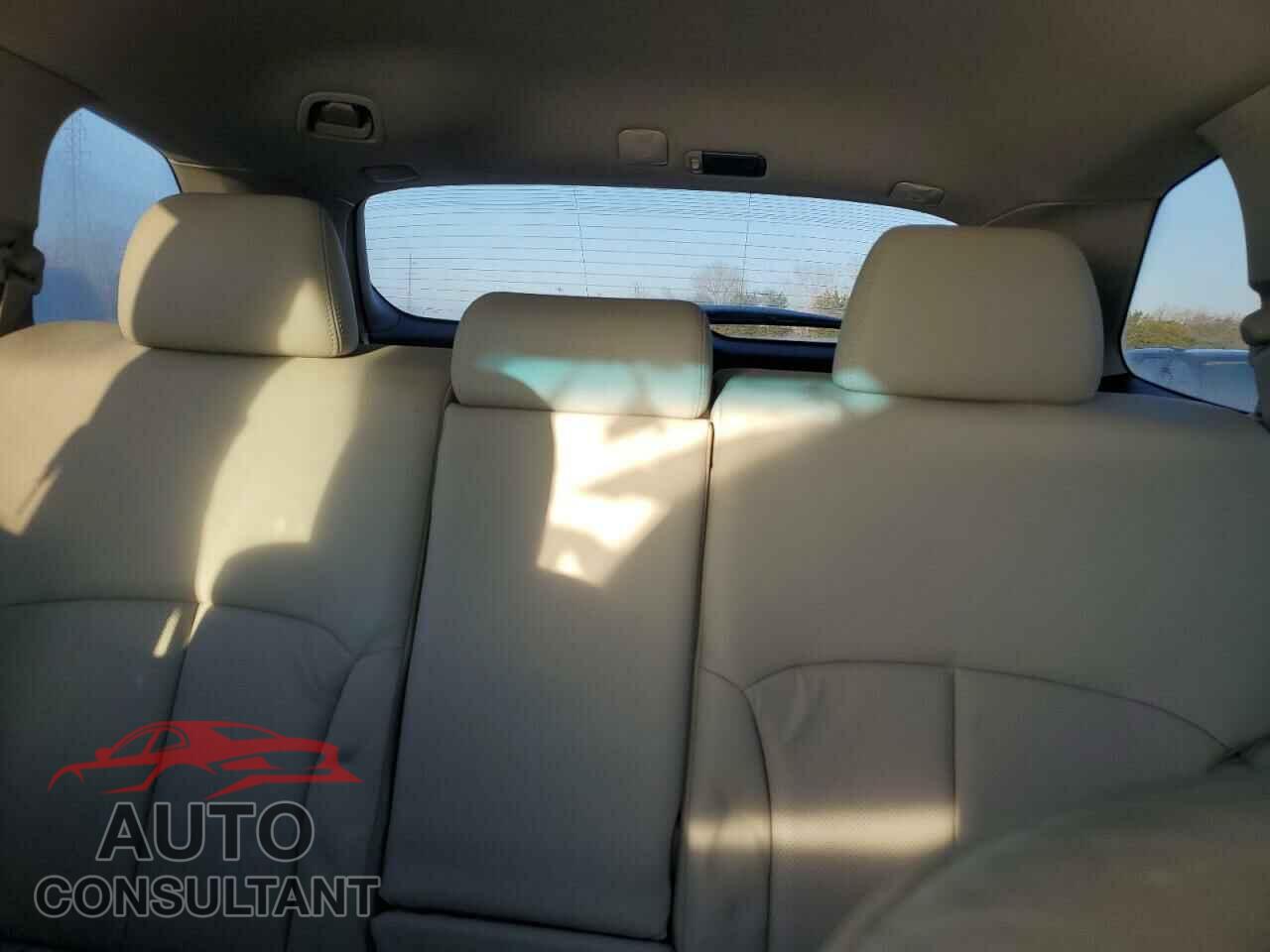 SUBARU OUTBACK 2011 - 4S4BRBKC1B3317722