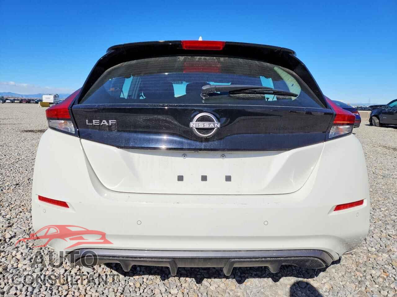 NISSAN LEAF 2025 - 1N4AZ1BV2SC567651