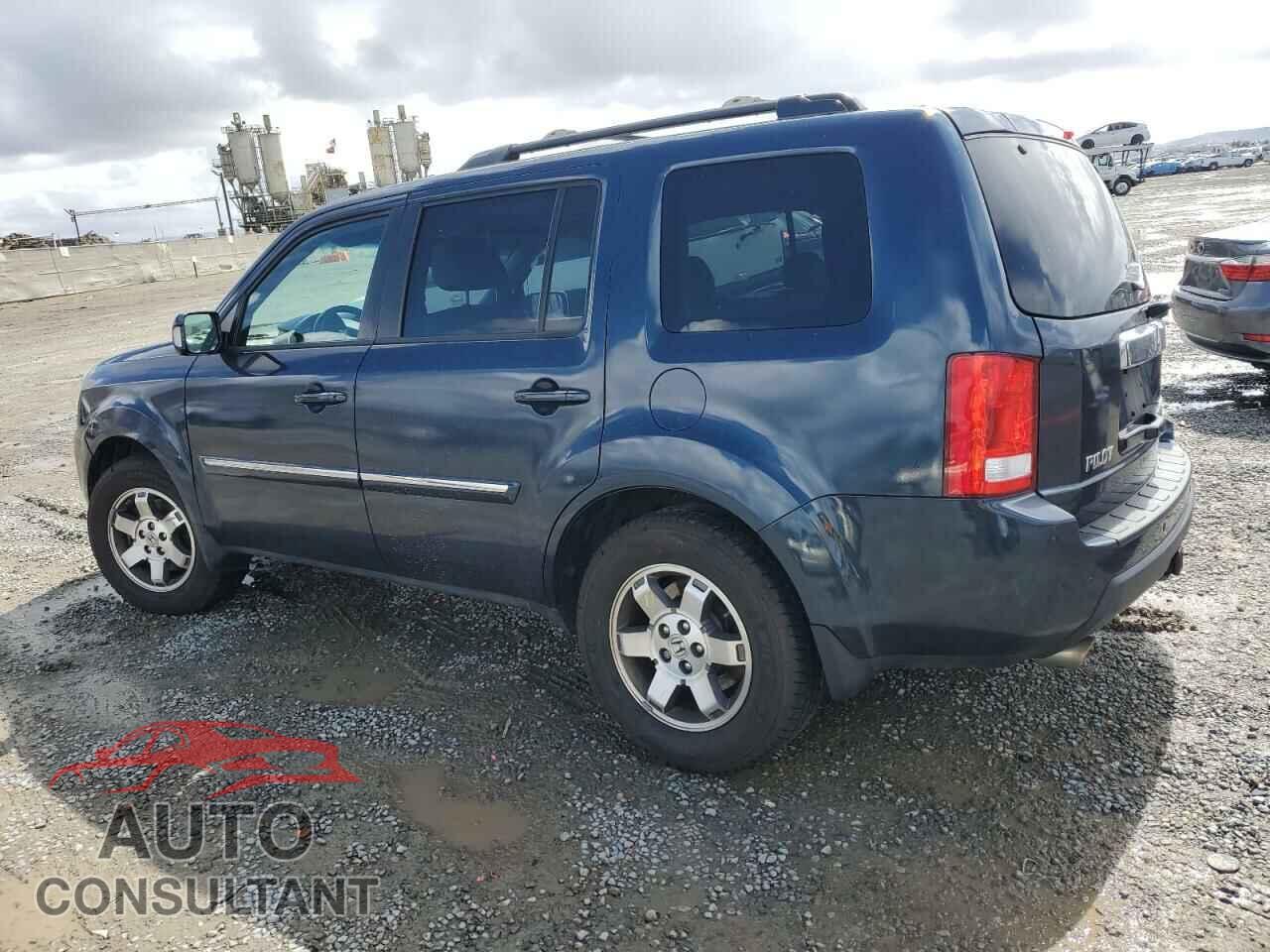 HONDA PILOT 2011 - 5FNYF4H95BB100952