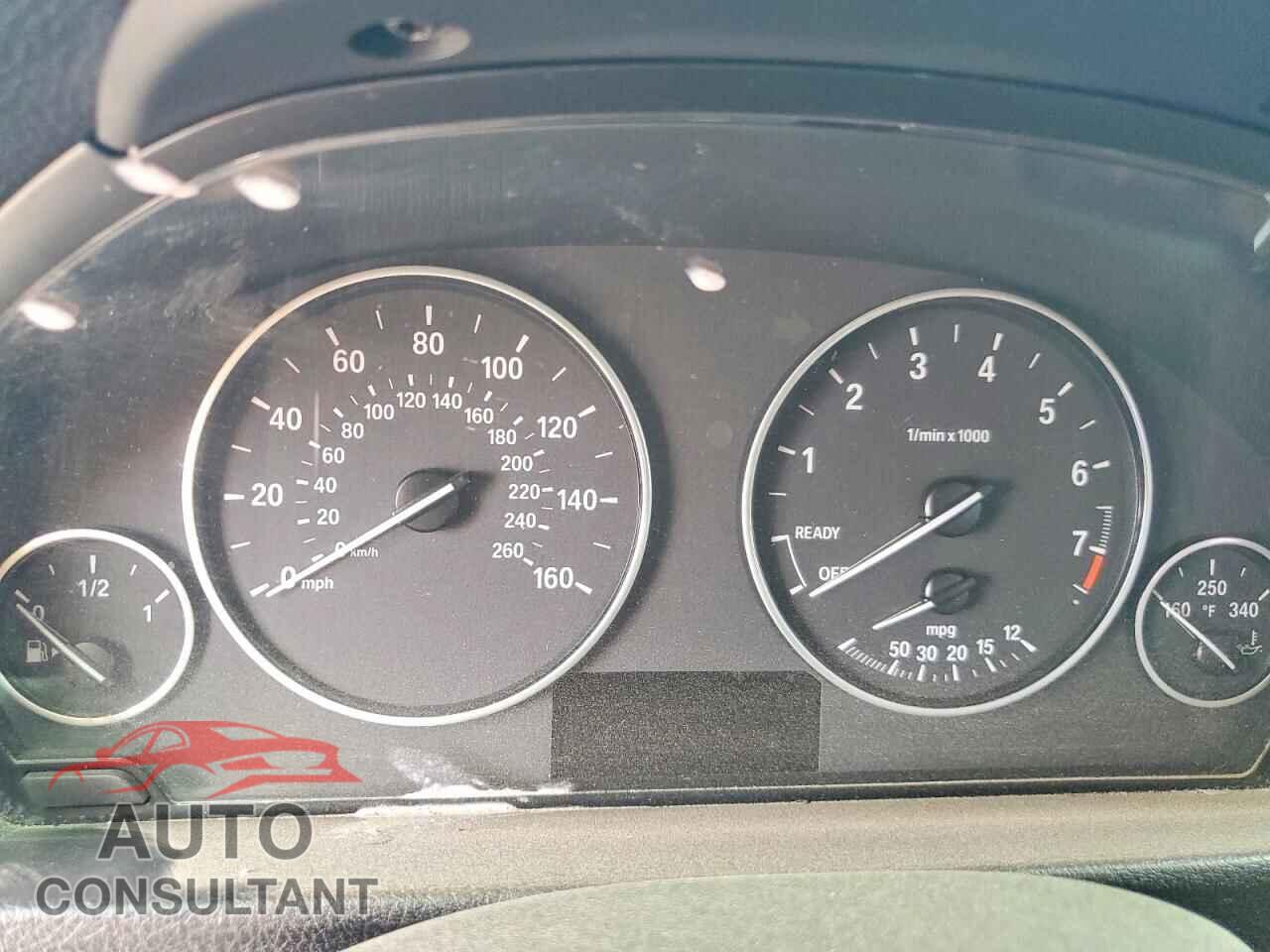 BMW 3 SERIES 2012 - WBA3C1C58CF433792