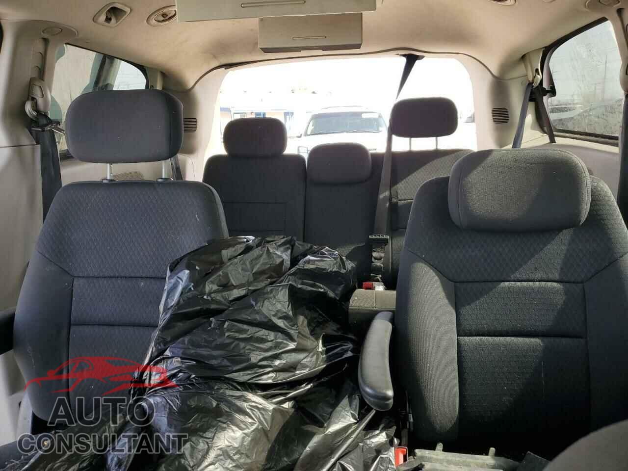 DODGE CARAVAN 2010 - 2D4RN5D17AR100289