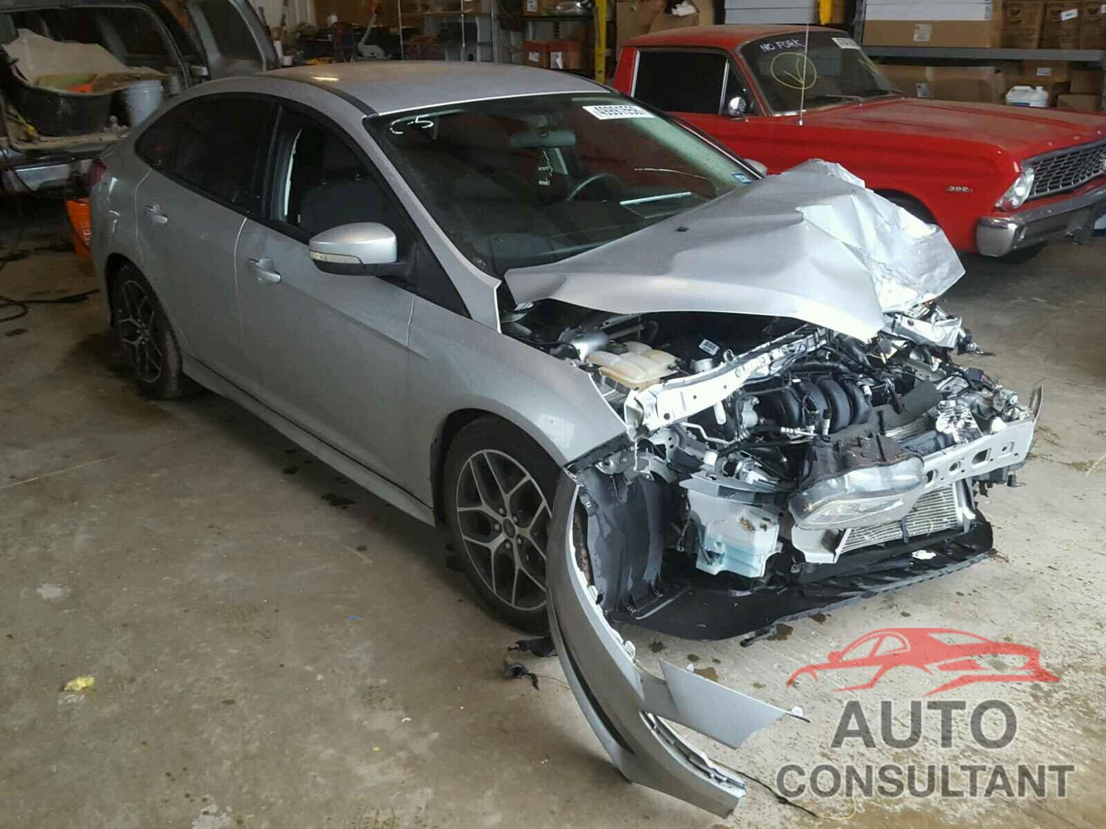 FORD FOCUS 2015 - 1FADP3F21FL230652