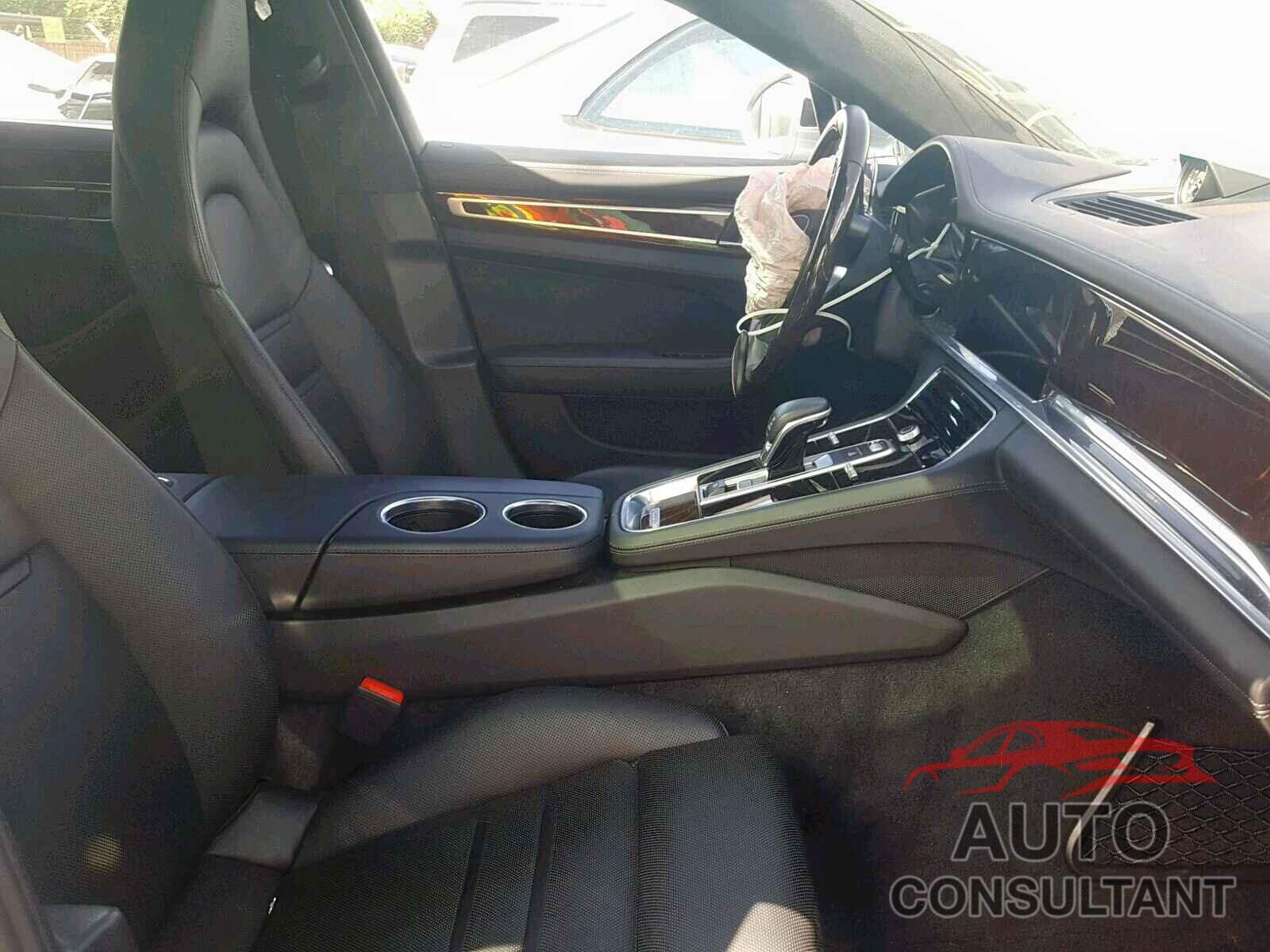 PORSCHE PANAMERA 2018 - WP0BE2A70JL161384