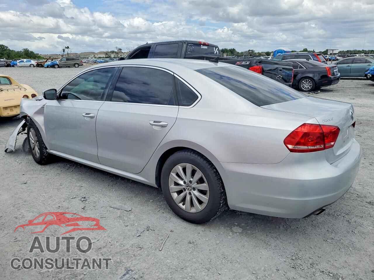 VOLKSWAGEN PASSAT 2014 - 1VWAT7A30EC040837