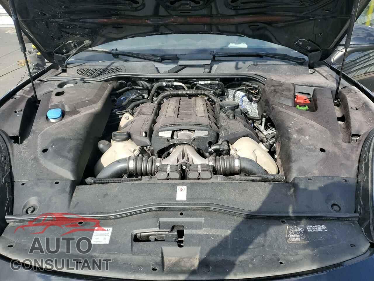 PORSCHE CAYENNE 2016 - WP1AC2A28GLA88956