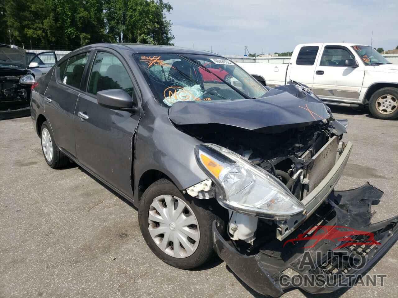 NISSAN VERSA 2019 - 3N1CN7AP3KL813389