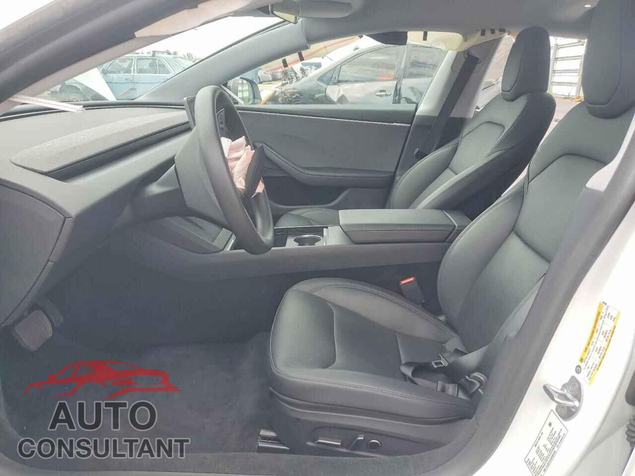 TESLA MODEL 3 2025 - 5YJ3E1EA4SF987549