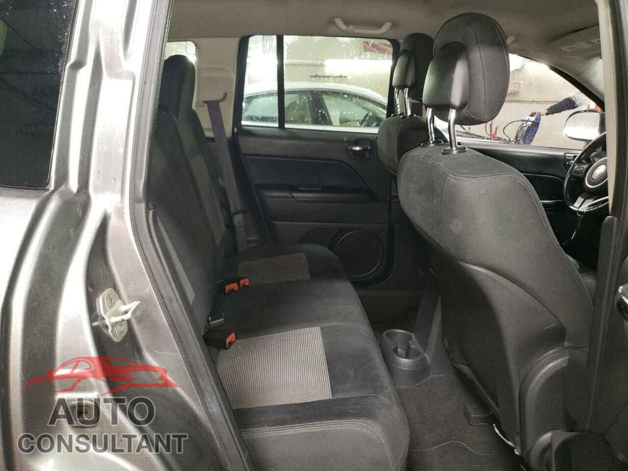 JEEP COMPASS 2011 - 1J4NF1FB7BD282422