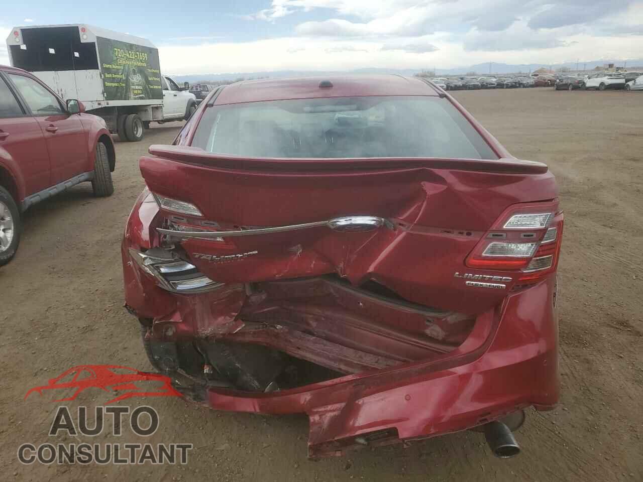 FORD TAURUS 2015 - 1FAHP2F82FG161656