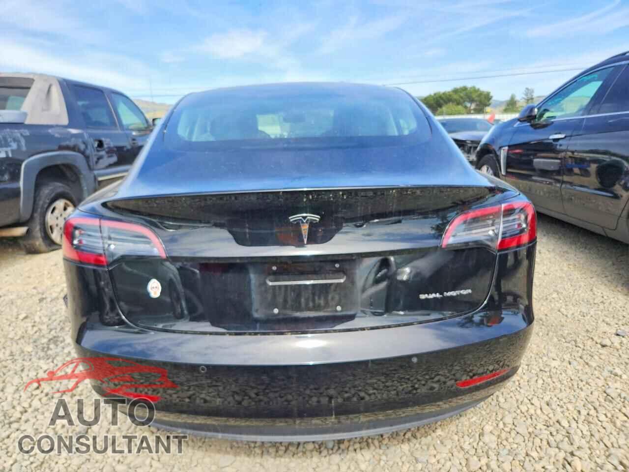 TESLA MODEL 3 2018 - 5YJ3E1EB5JF113086