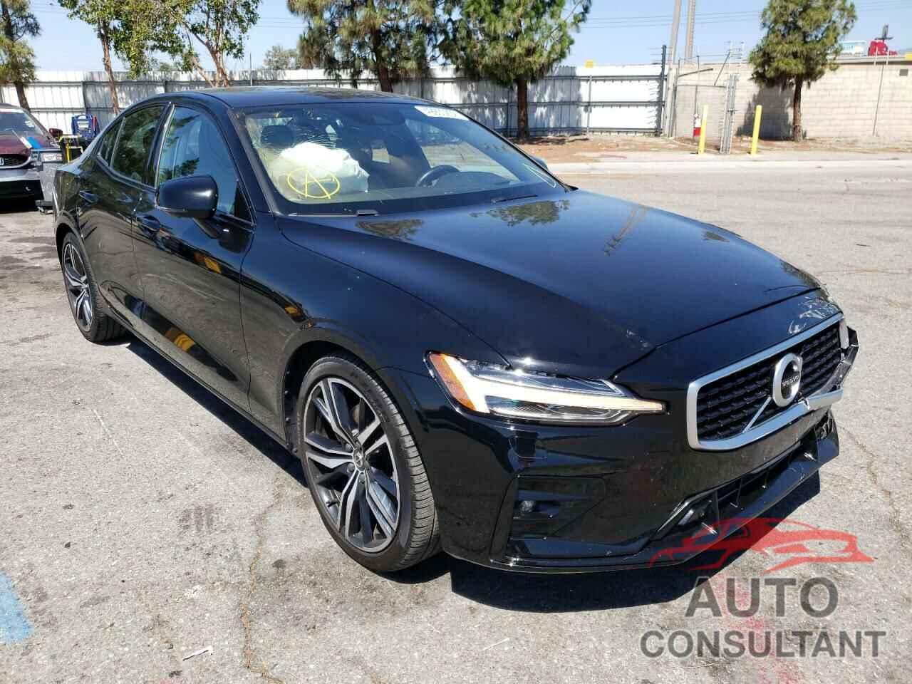 VOLVO S60 2019 - 7JR102FM4KG017163