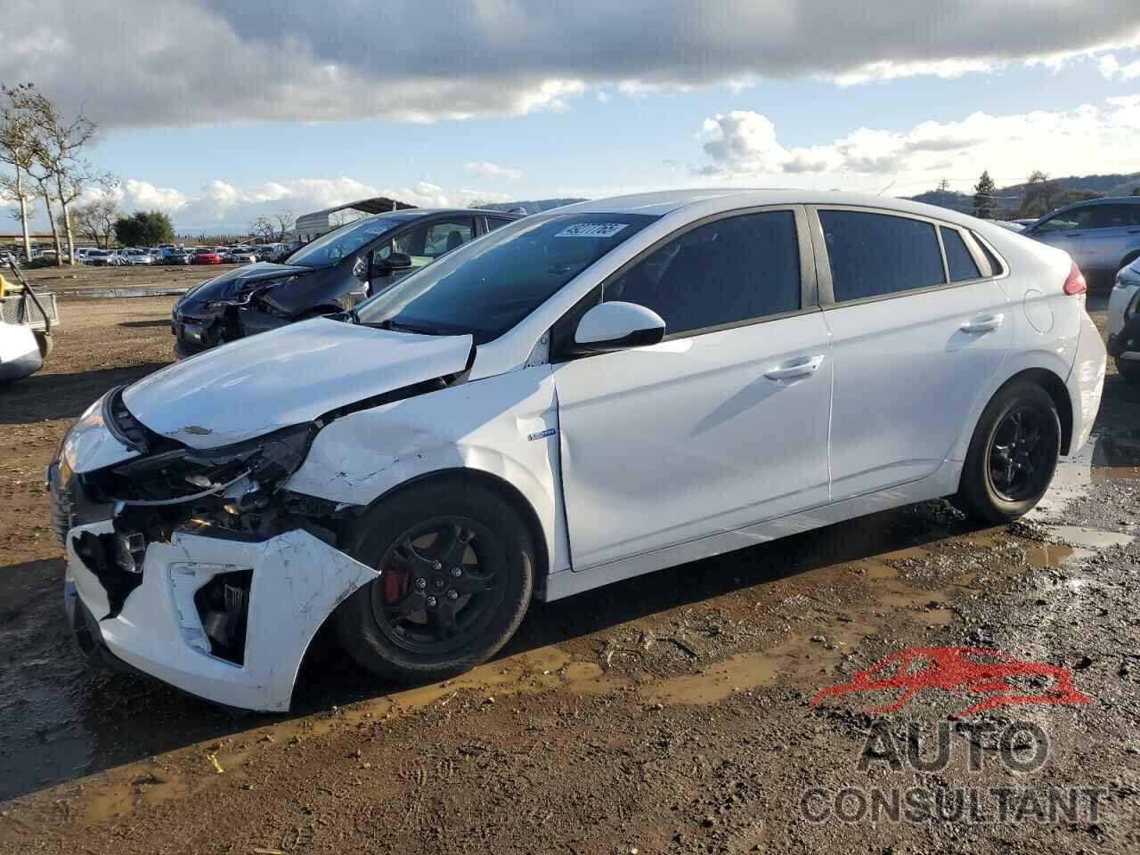 HYUNDAI IONIQ 2018 - KMHC65LCXJU073610