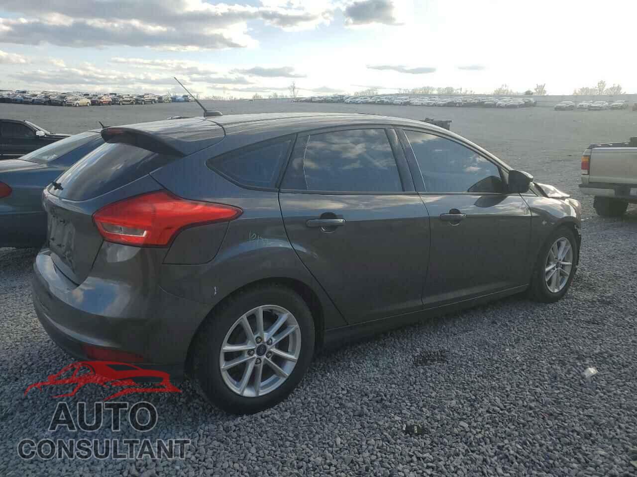 FORD FOCUS 2016 - 1FADP3K20GL204907