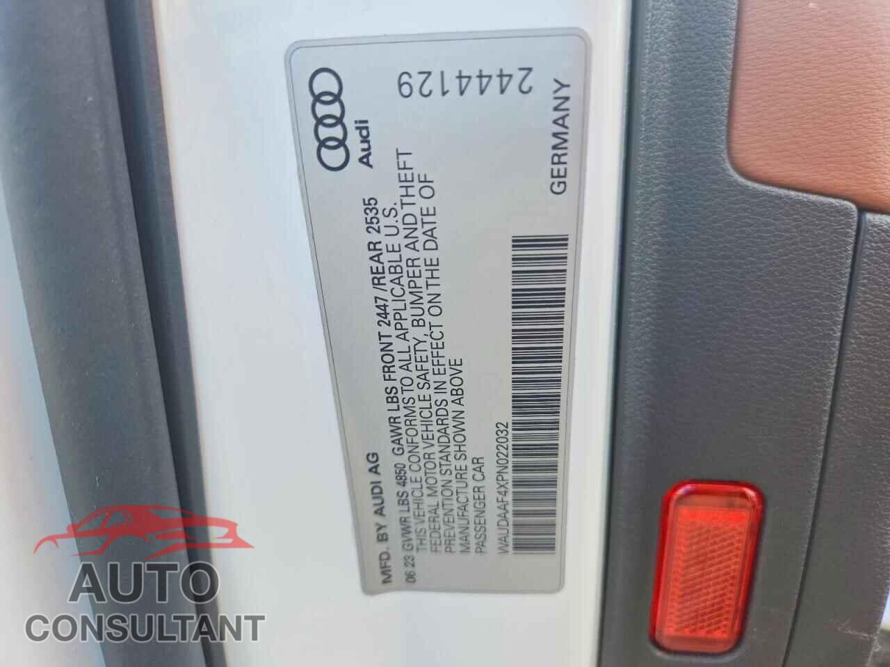 AUDI A4 2023 - WAUDAAF4XPN022032