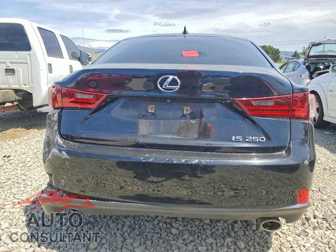 LEXUS IS 2014 - JTHBF1D24E5035190