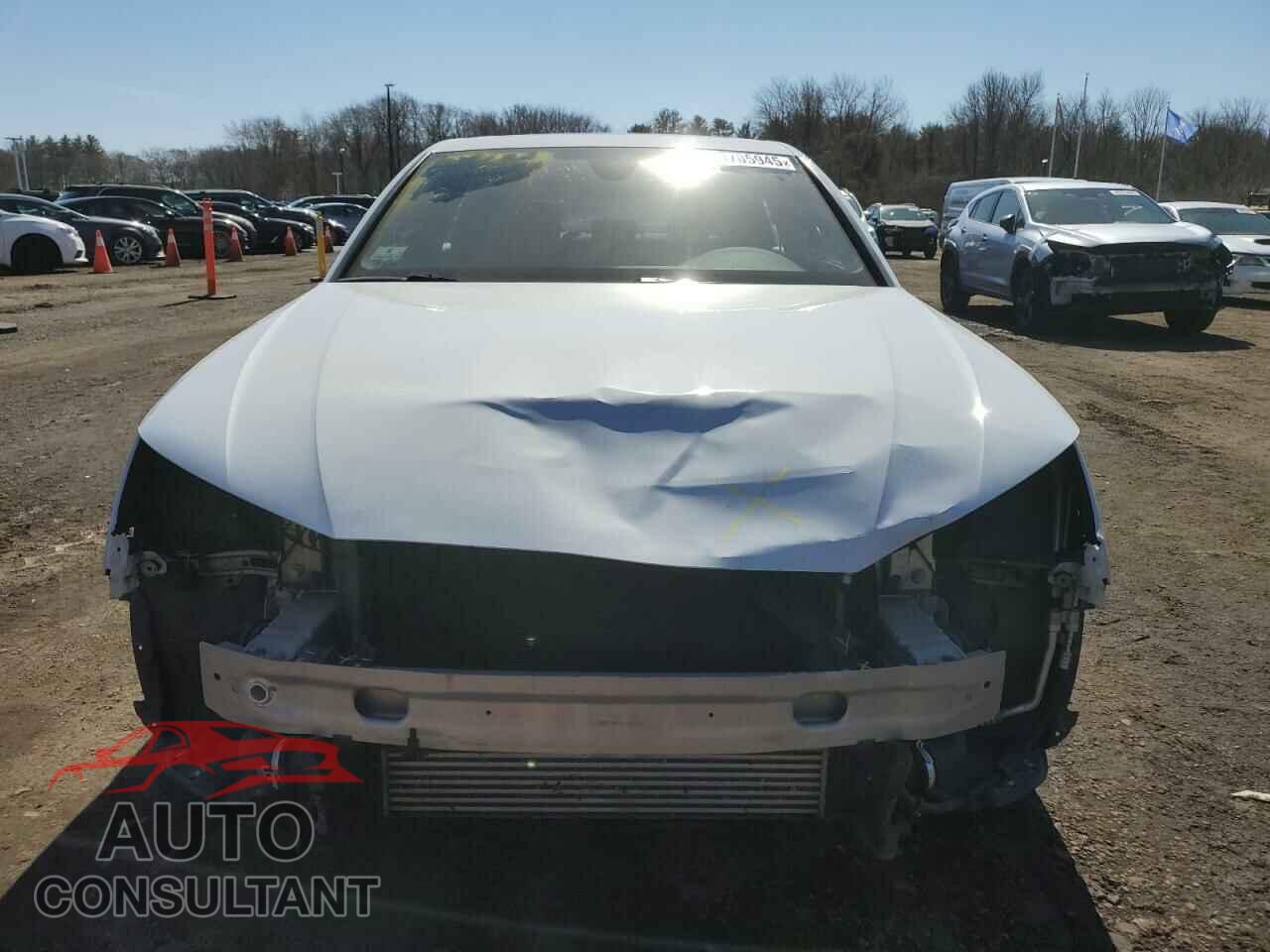 AUDI A4 2017 - WAUKMAF47HN058311
