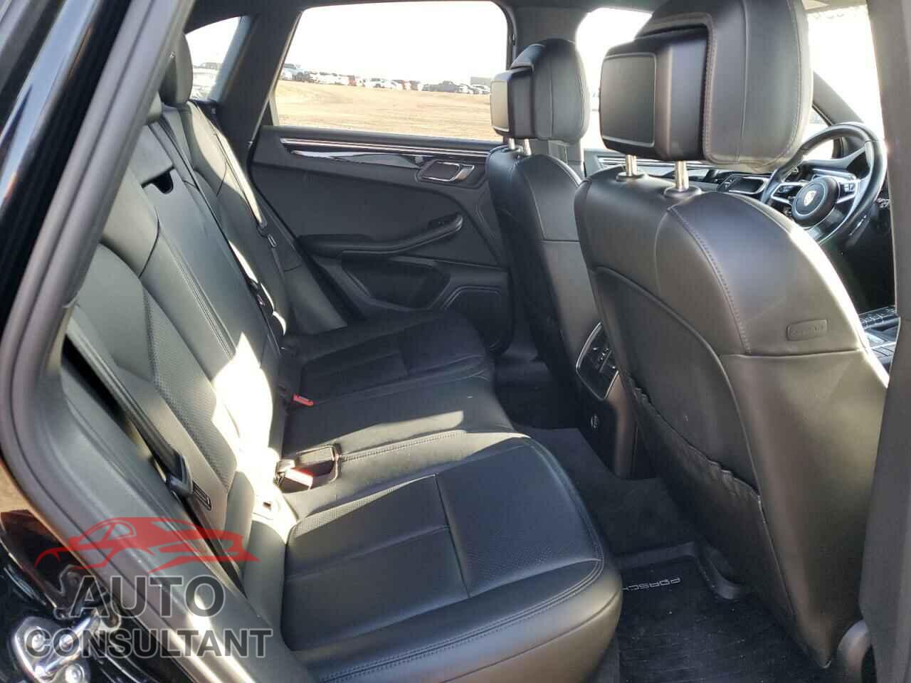 PORSCHE MACAN 2017 - WP1AB2A58HLB15183