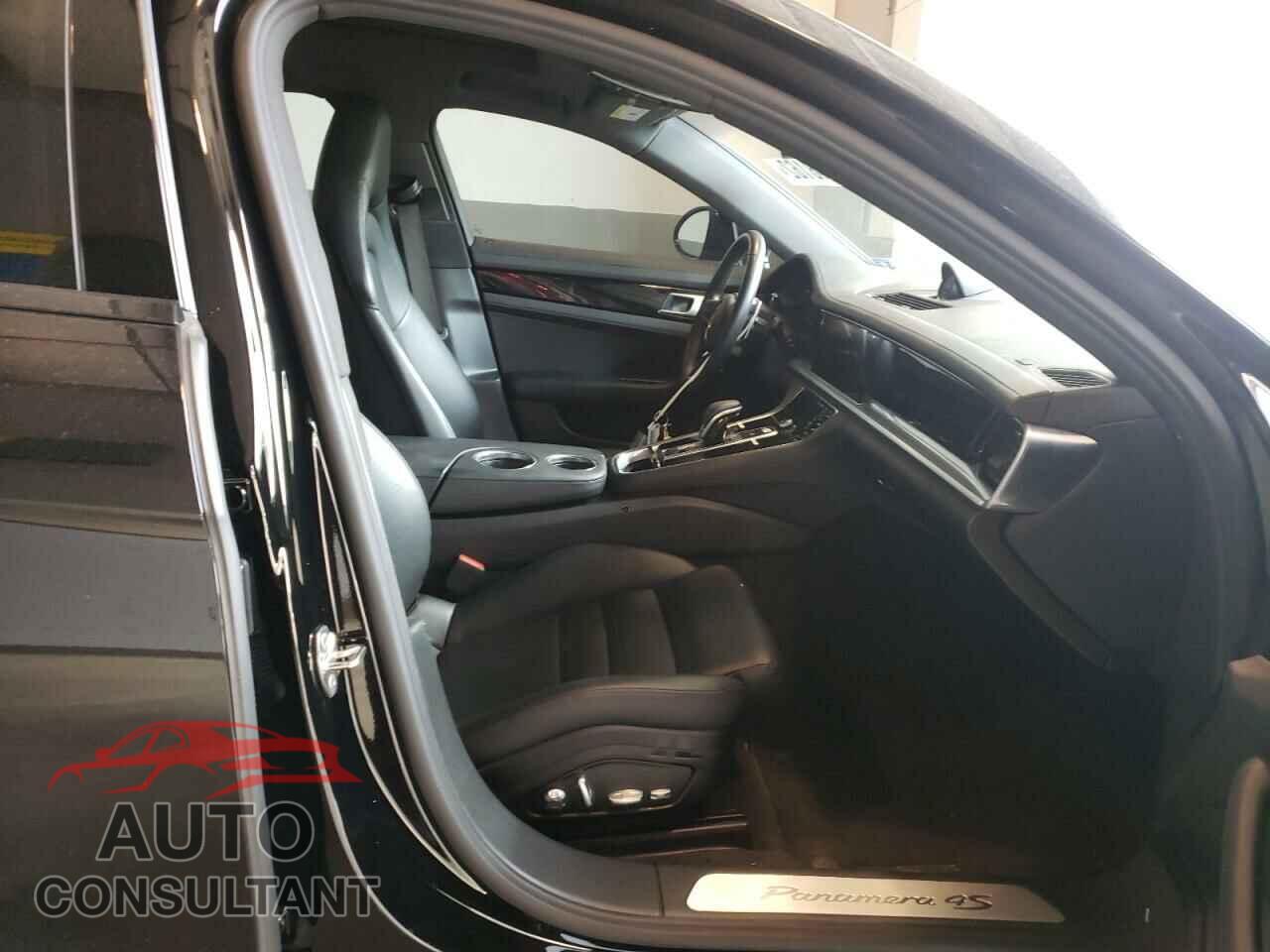 PORSCHE PANAMERA 2018 - WP0AB2A77JL131948