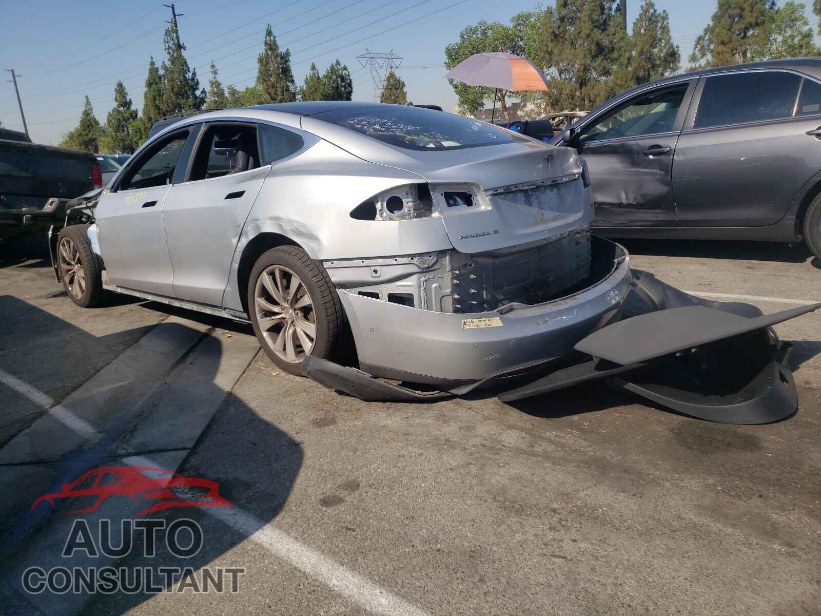 TESLA MODEL S 2016 - 5YJSA1E2XGF132605
