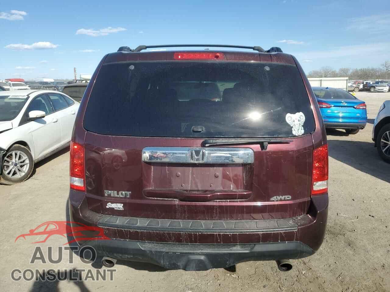 HONDA PILOT 2015 - 5FNYF4H44FB064150