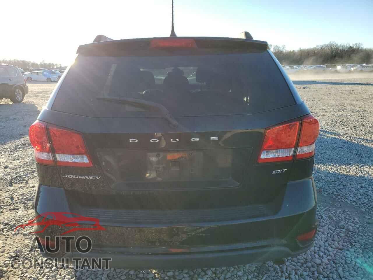 DODGE JOURNEY 2018 - 3C4PDCBB9JT475038