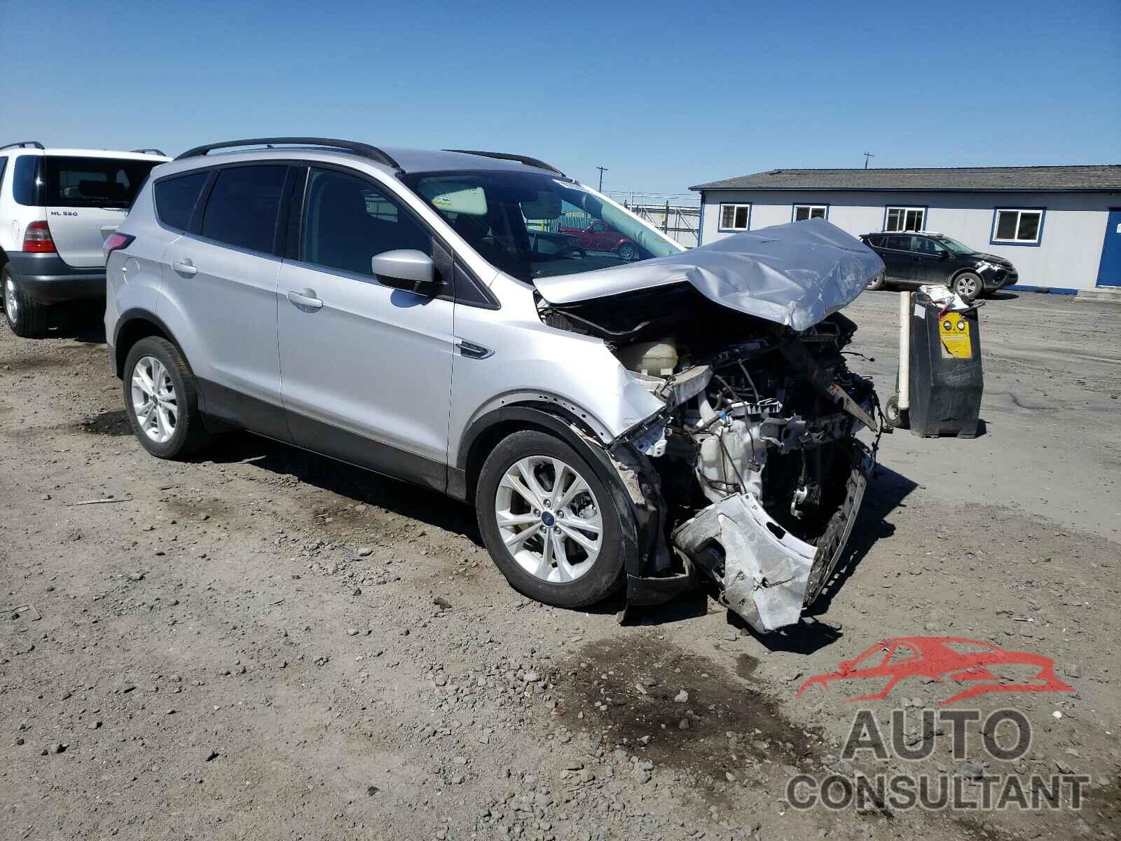 FORD ESCAPE 2018 - 1FMCU9HD7JUB28397