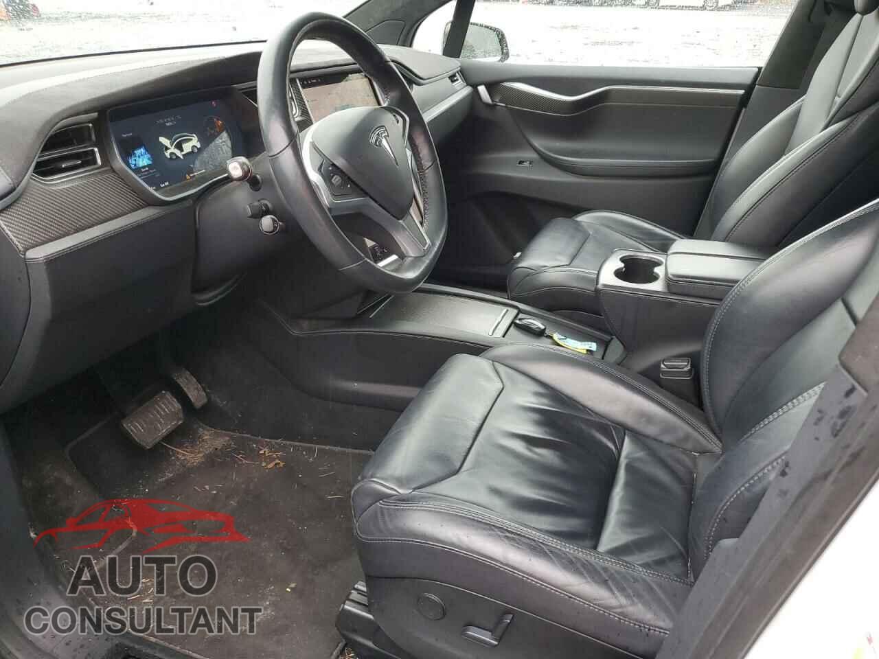 TESLA MODEL X 2017 - 5YJXCDE20HF044424