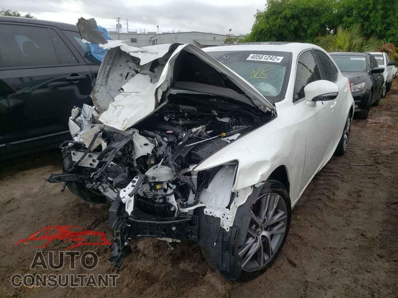 LEXUS IS 2020 - JTHAA1D22L5108984