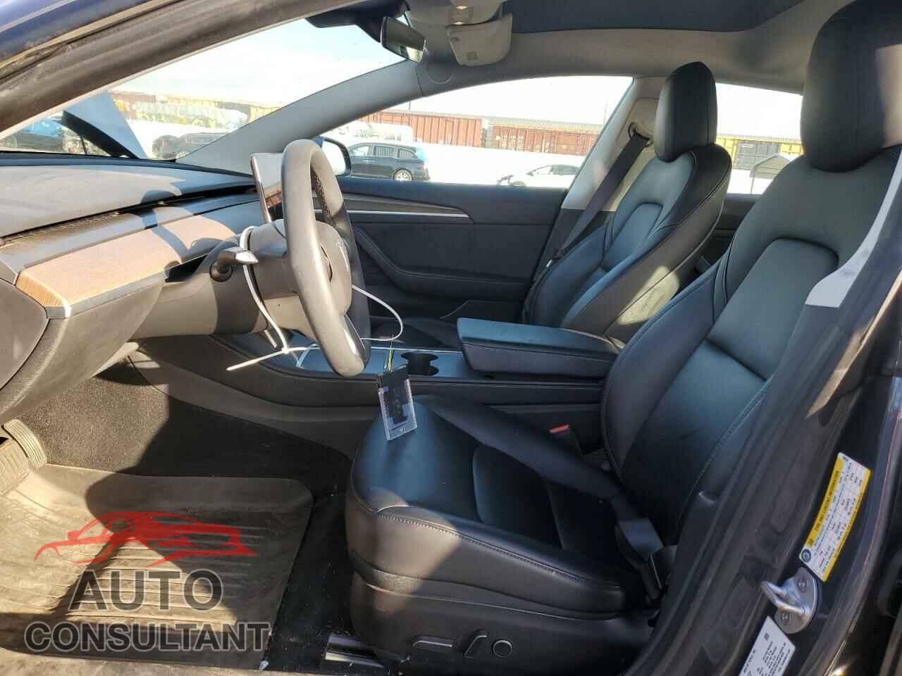 TESLA MODEL 3 2021 - 5YJ3E1EA1MF096587