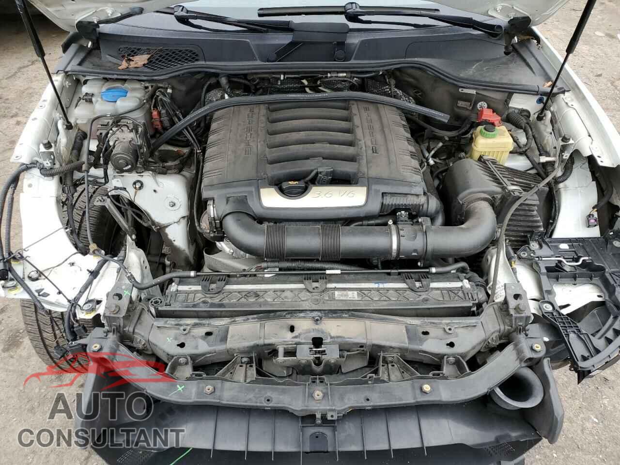 PORSCHE CAYENNE 2016 - WP1AA2A21GKA36032