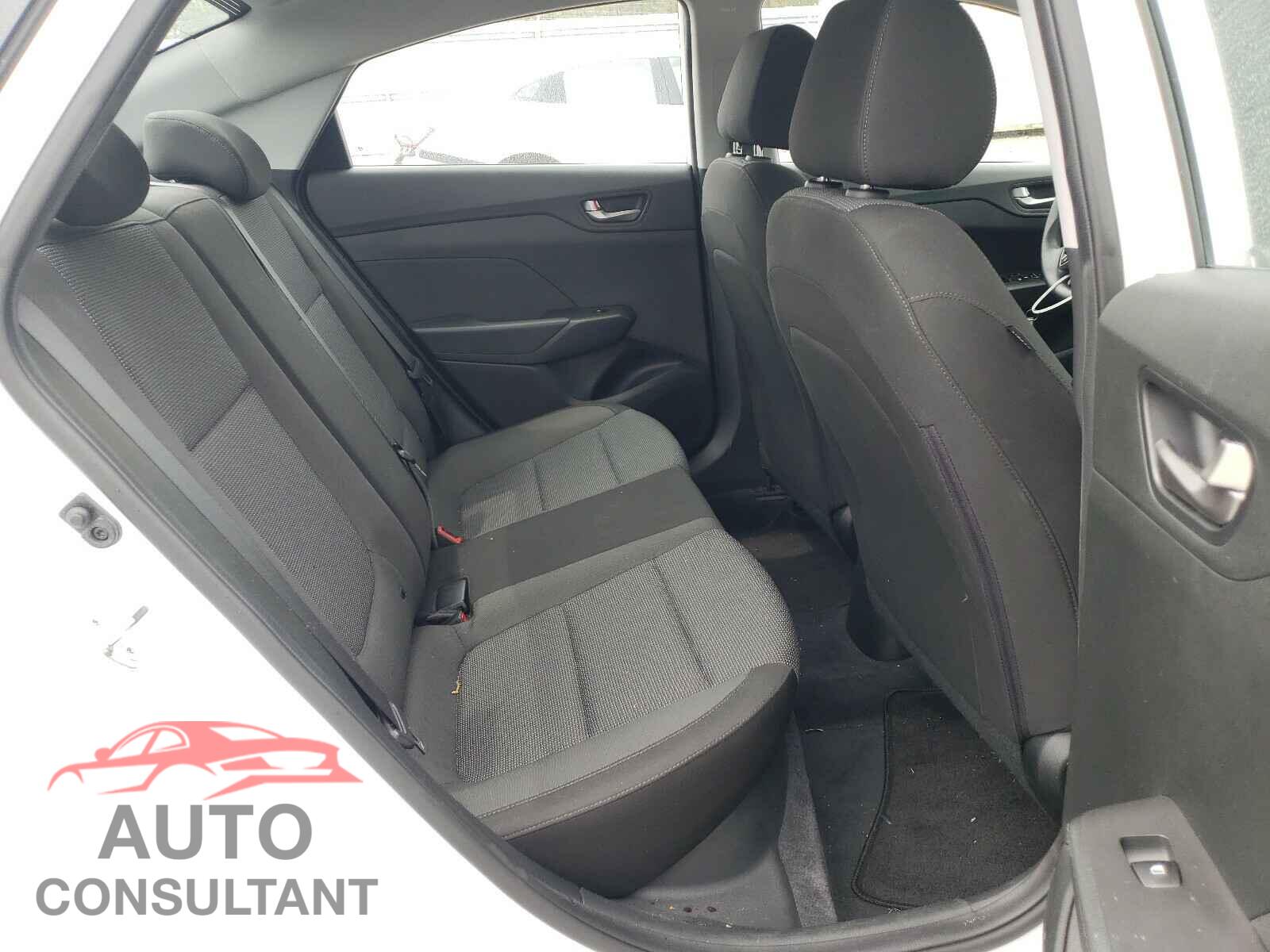 HYUNDAI ACCENT 2018 - 3KPC24A3XJE029540
