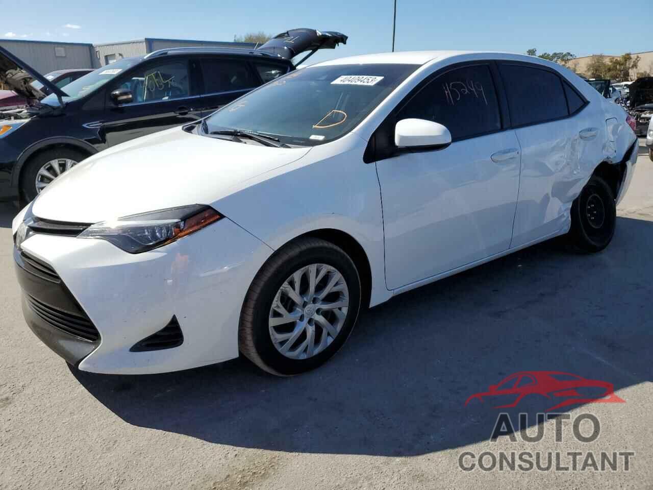 TOYOTA COROLLA 2017 - 5YFBURHE7HP686900