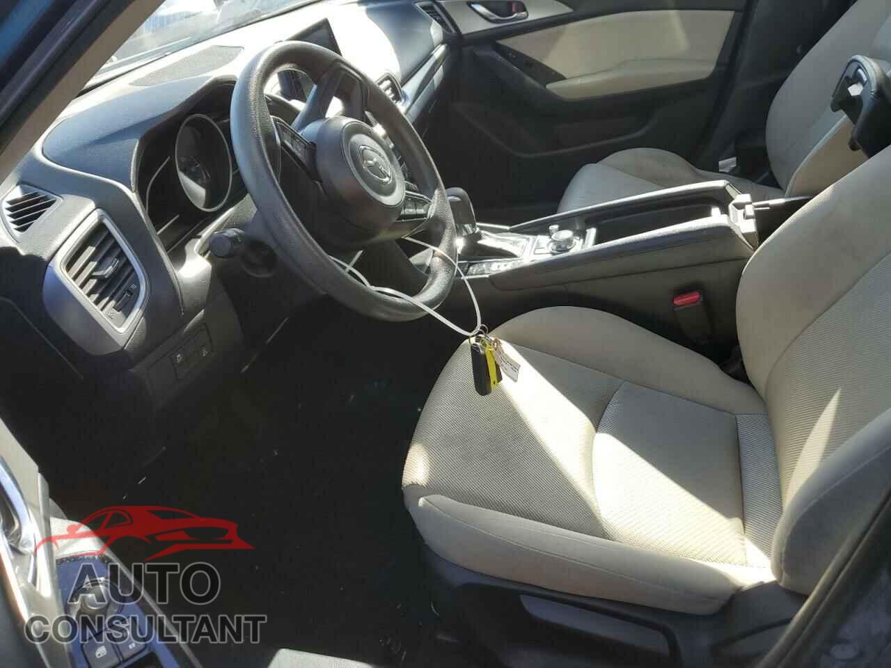 MAZDA 3 2017 - 3MZBN1K71HM116680