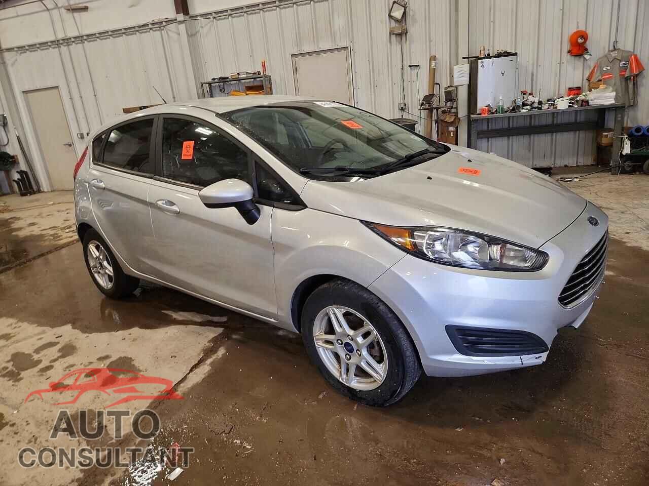FORD FIESTA 2017 - 3FADP4EJ7HM112704