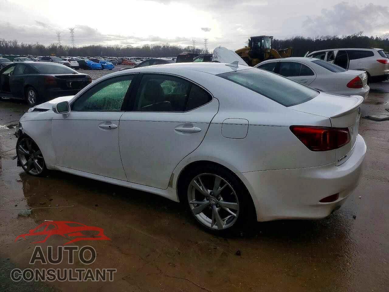 LEXUS IS 2010 - JTHBF5C23A5129032