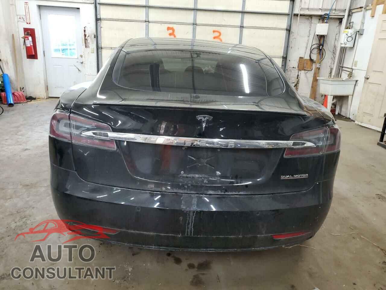 TESLA MODEL S 2019 - 5YJSA1E46KF332553
