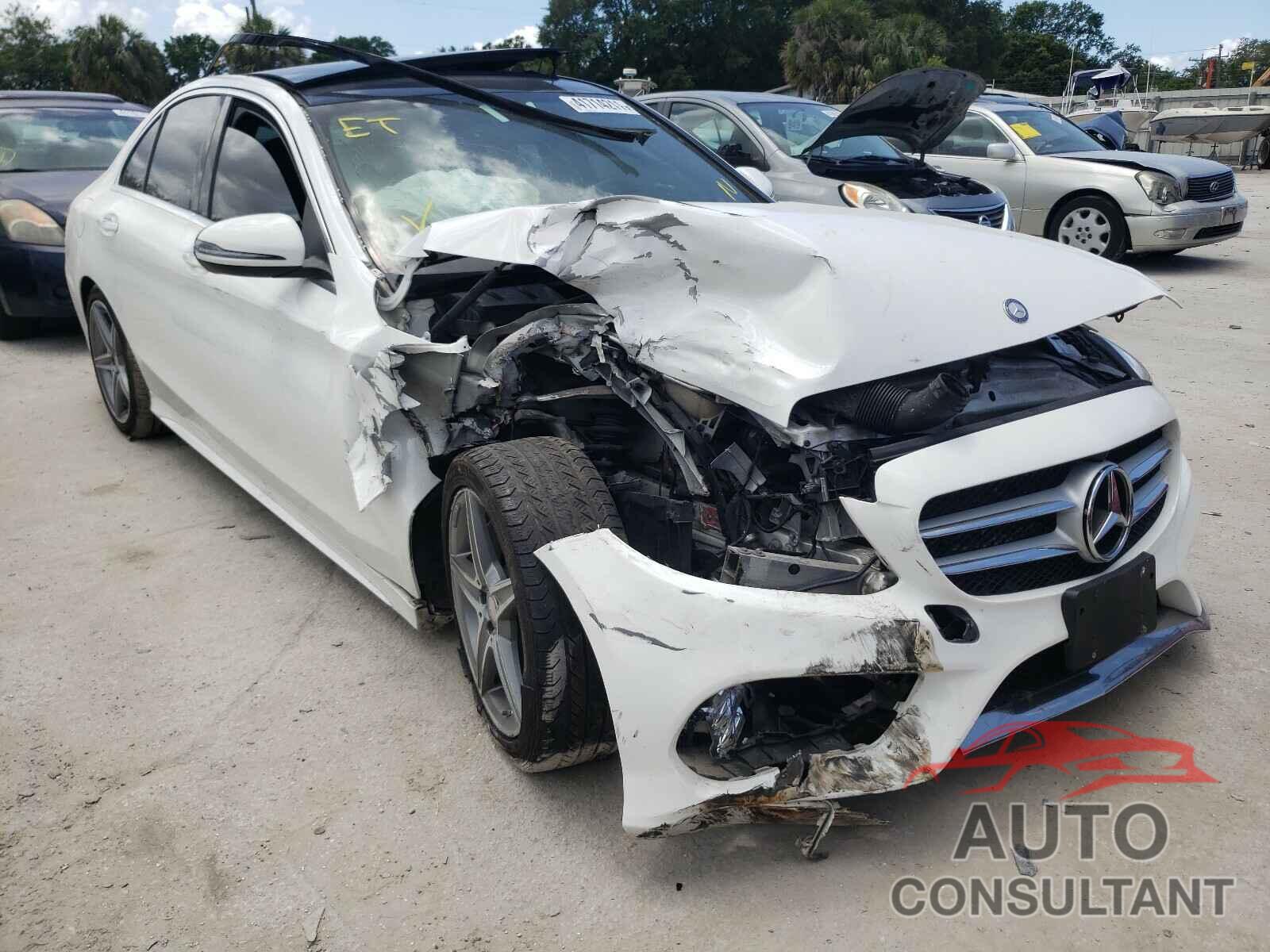 MERCEDES-BENZ C-CLASS 2016 - 55SWF4KB5GU105223