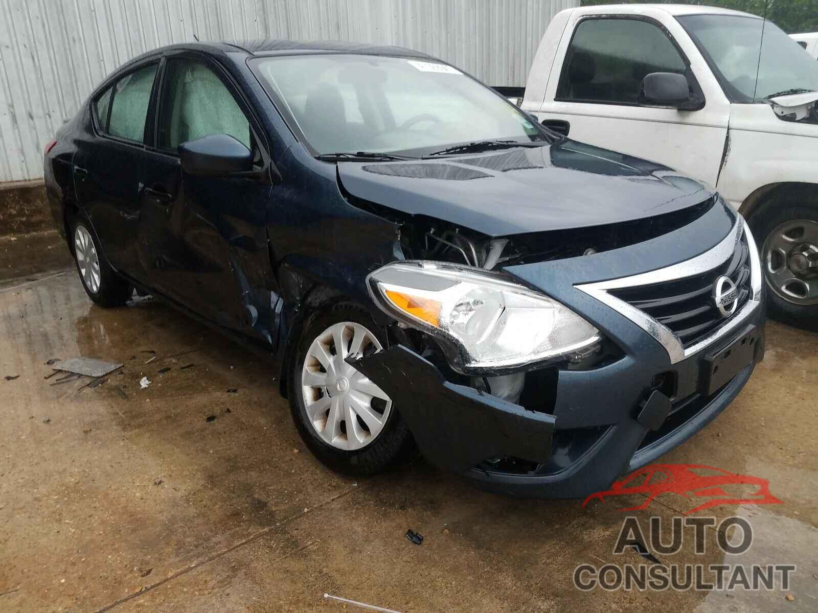 NISSAN VERSA 2017 - 3N1CN7AP2HL891591