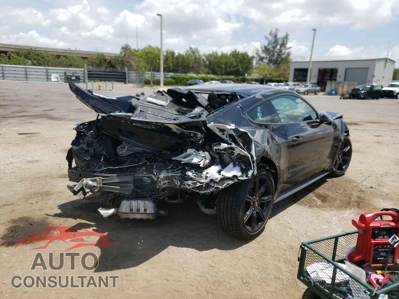 FORD MUSTANG 2018 - 1FA6P8CF9J5170484
