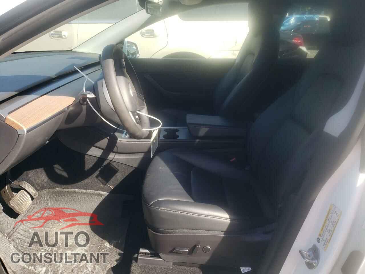 TESLA MODEL Y 2022 - 7SAYGAEE5NF433172