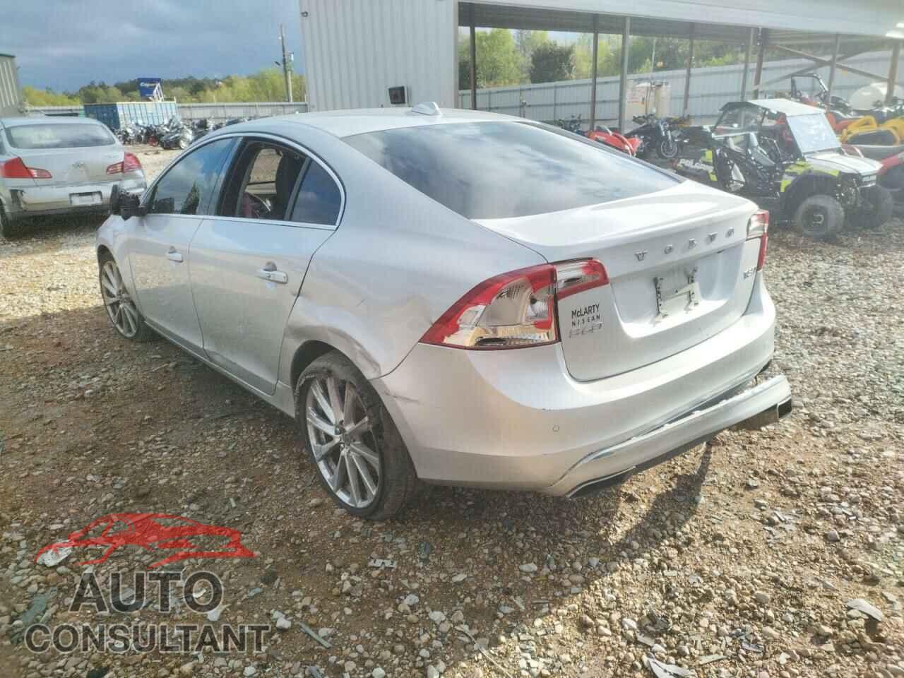 VOLVO S60 2017 - LYV402TK8HB154142