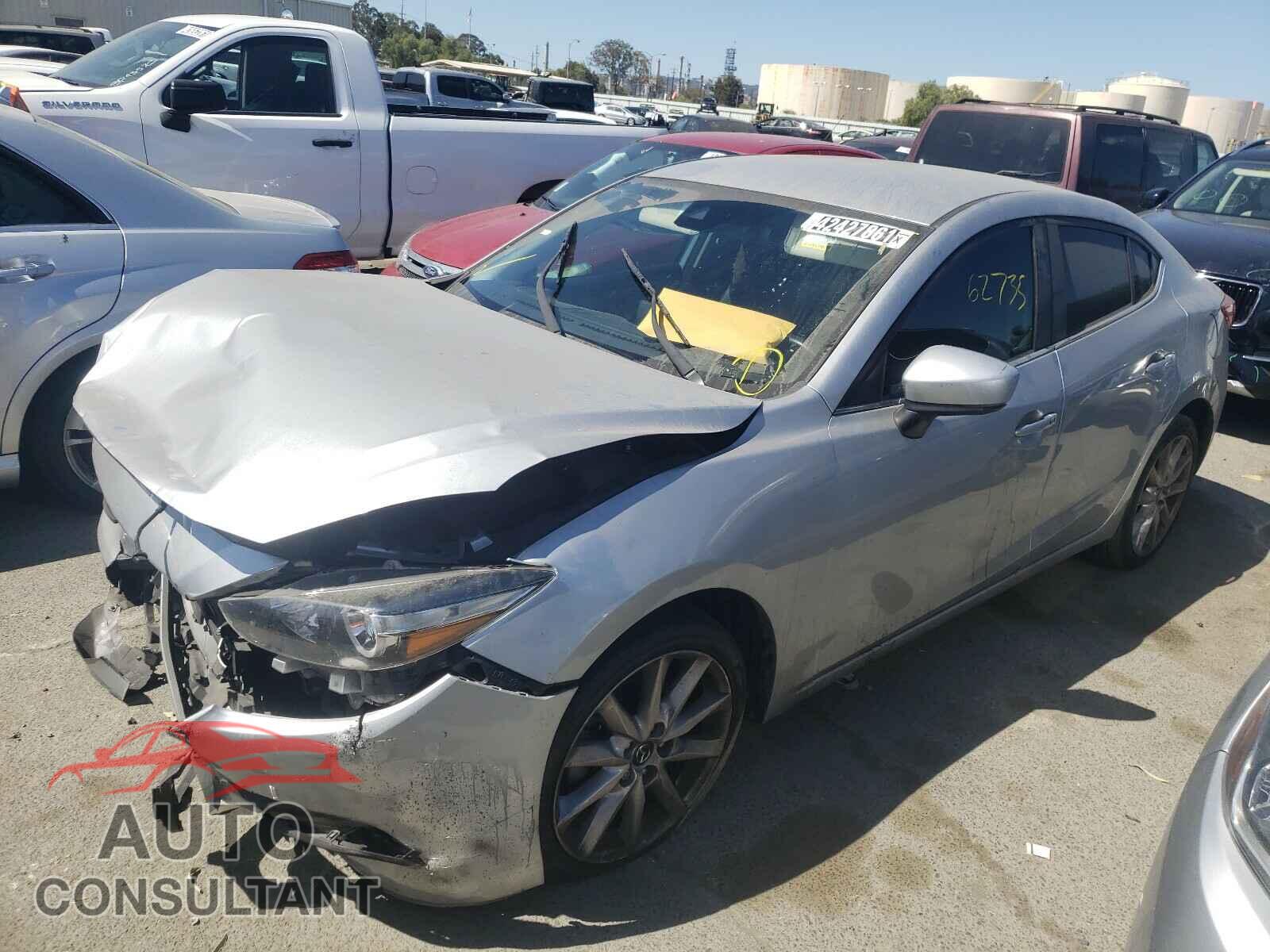 MAZDA 3 2017 - 3MZBN1V72HM116165
