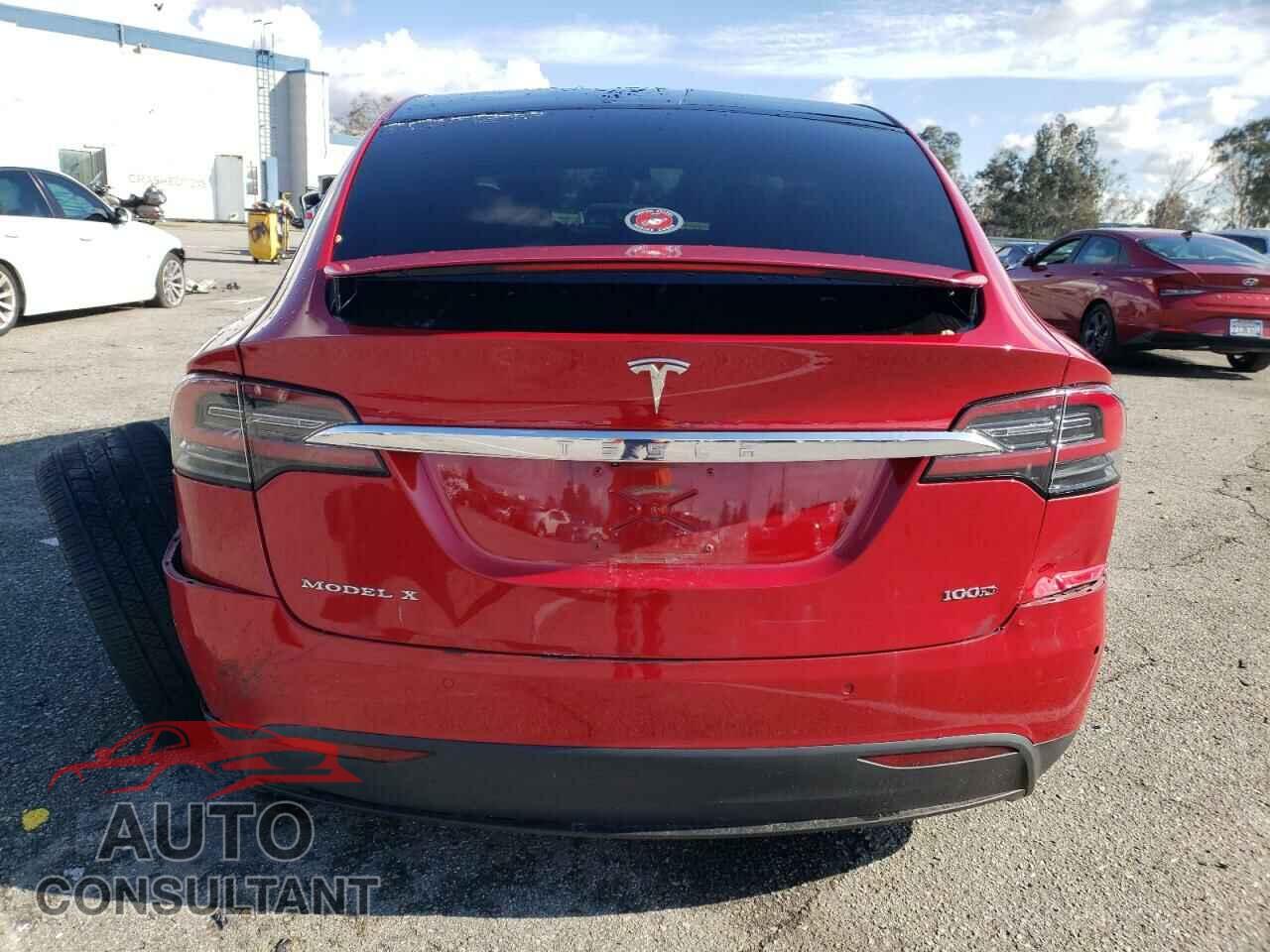 TESLA MODEL X 2018 - 5YJXCAE29JF117875