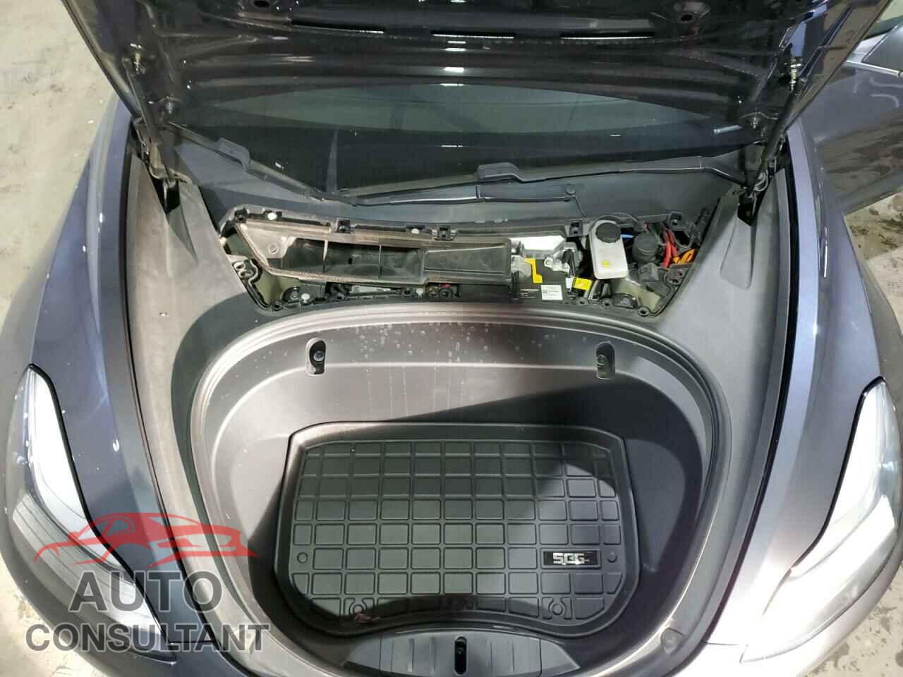 TESLA MODEL 3 2020 - 5YJ3E1EB2LF666555