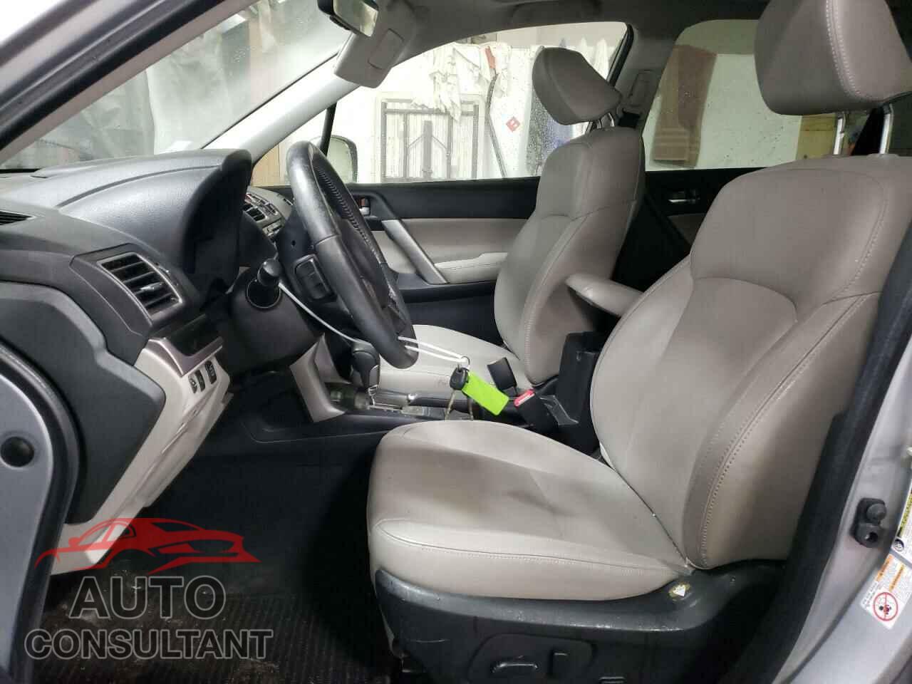 SUBARU FORESTER 2017 - JF2SJAJC0HH443574