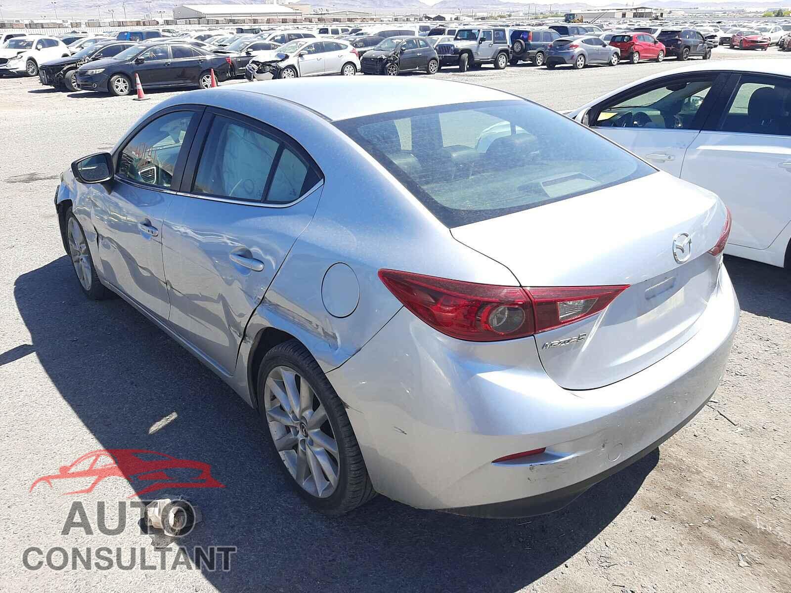 MAZDA 3 2017 - 3MZBN1V7XHM117807